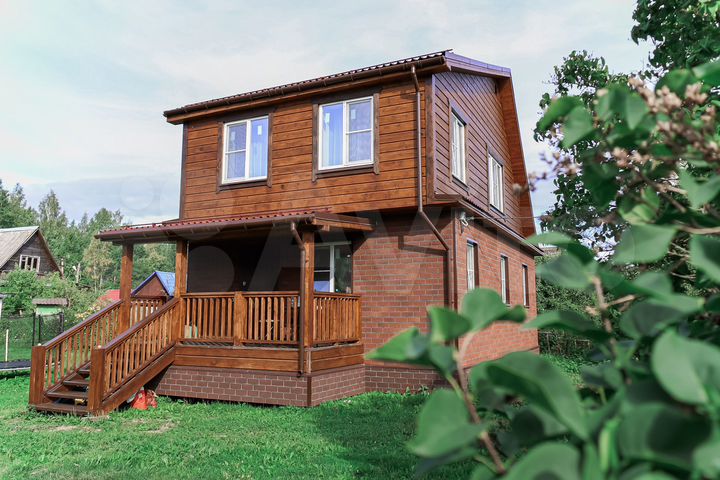 Коттедж 110 м² на участке 12 сот.