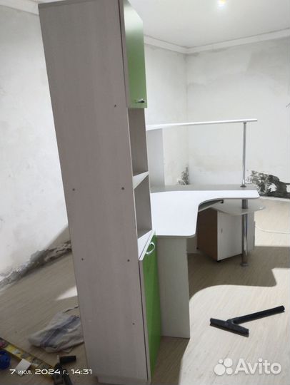 Компьютерный стол