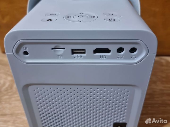 Мини проектор umiio