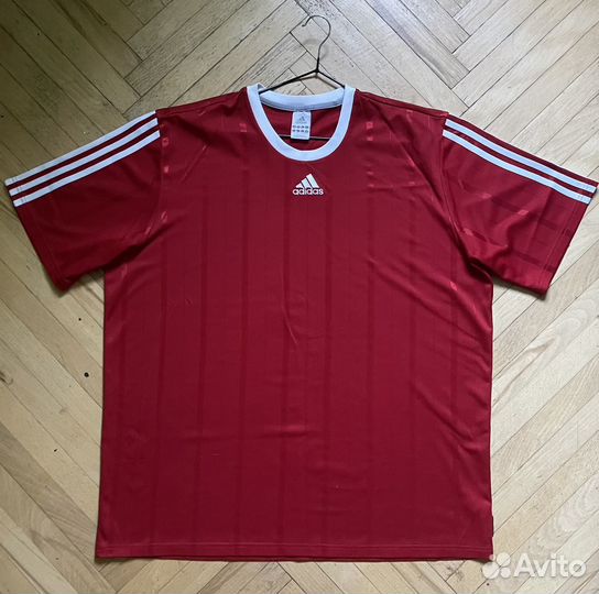 Футболка adidas