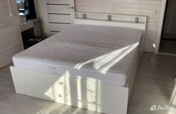 Кровать двуспальная 160х200 с ящиками