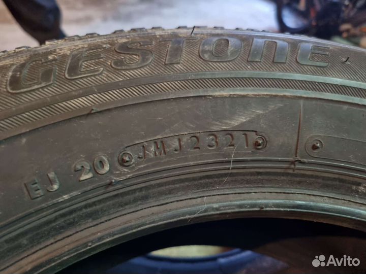 Bridgestone Blizzak VRX 205/60 R16 92S