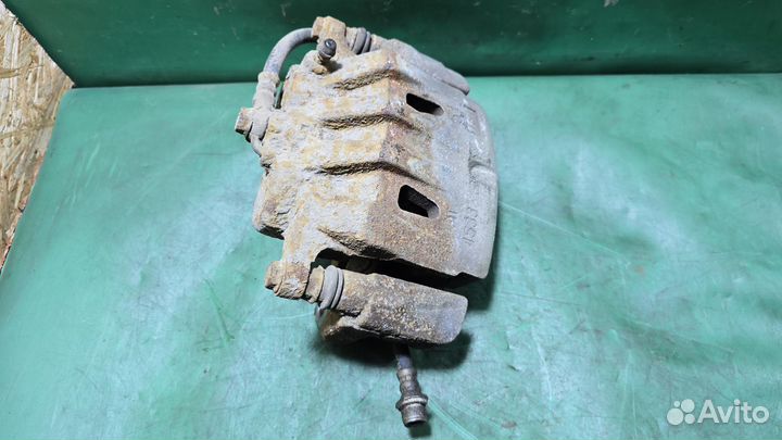 Б/У Б/У Суппорт передний левый L lexus RX300 lexus