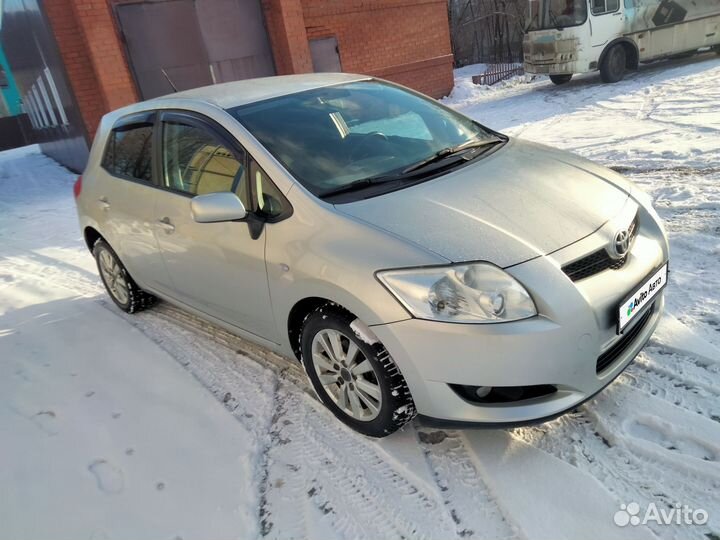 Toyota Auris 1.6 МТ, 2008, 258 000 км