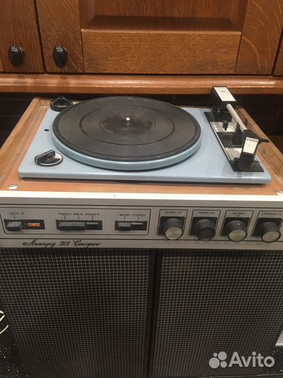 Проигрыватель винила