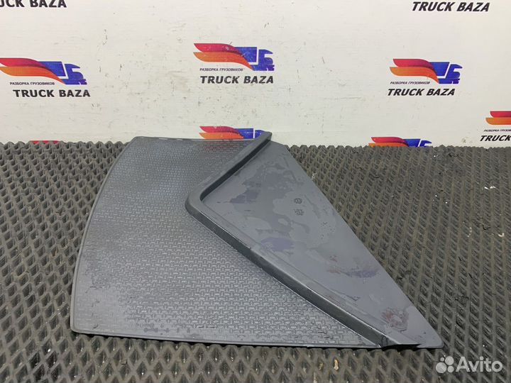 1910435 Коврик вещевого отделения Scania 5-series