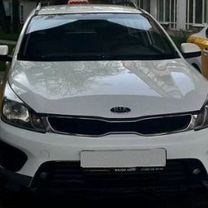 Kia Rio X-Line 1.6 AT, 2019, 133 000 км, с пробегом, цена 935 000 руб.