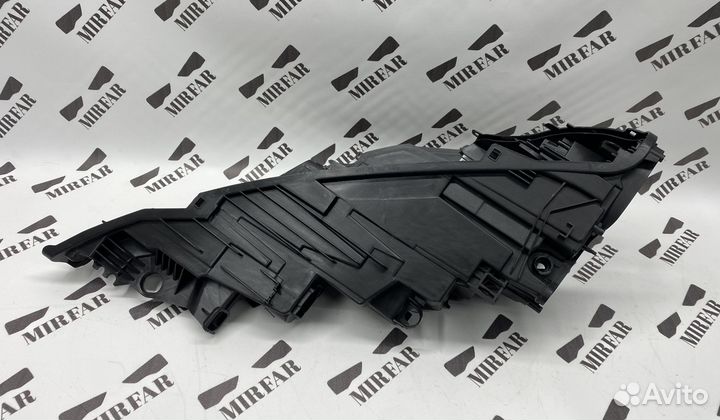 Правый корпус фары Audi Q8 2018-2023 Full LED