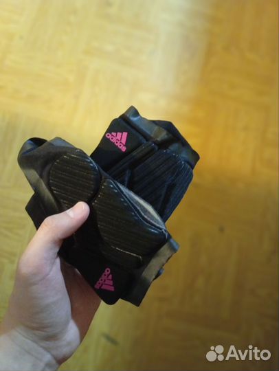 Щитки adidas predator