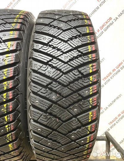 Goodyear Ultragrip Ice Arctic 215/65 R17 94L