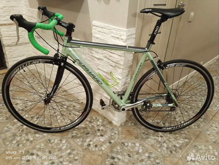 Шоссейный велосипед Forward 2220