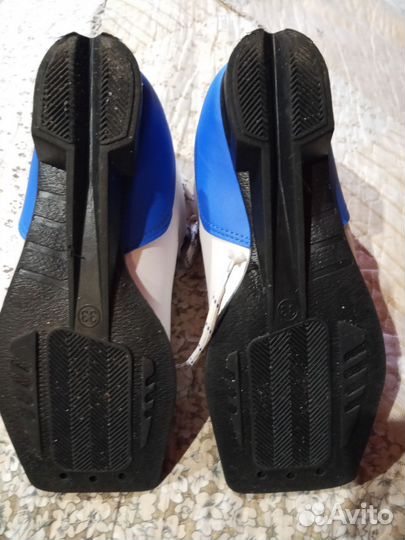 Лыжные ботинки 33 размер