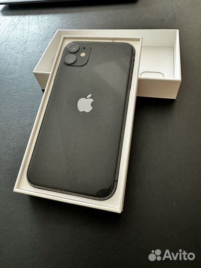 iPhone 11, 64 ГБ