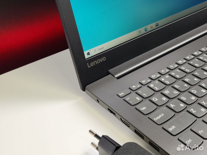 Lenovo IdeaPad 330 i3-7100U 940MX 8GB/1TB HDD