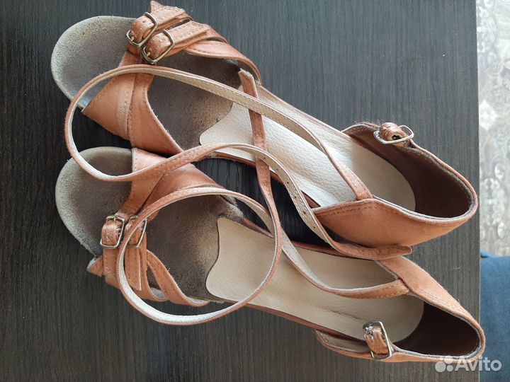 Бальные туфли для девочки