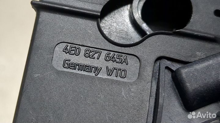 Замок багажника Volkswagen Jetta 5, 2006