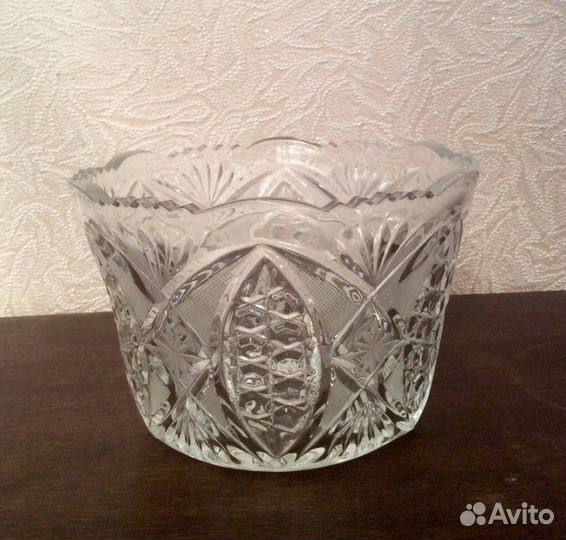 Продаются 2 конфетницы хрустальные, винтаж