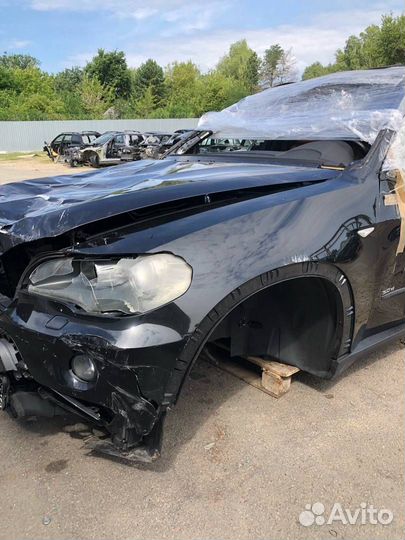 Крыло переднее левое BMW X5 E70 2008