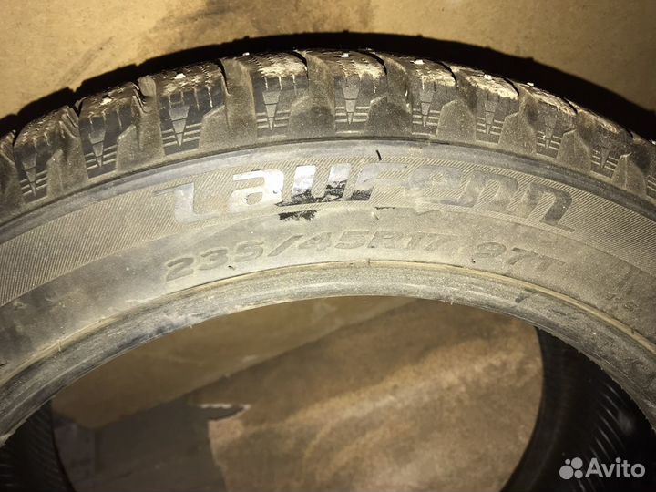 Laufenn I Fit Ice LW 71 235/45 R17