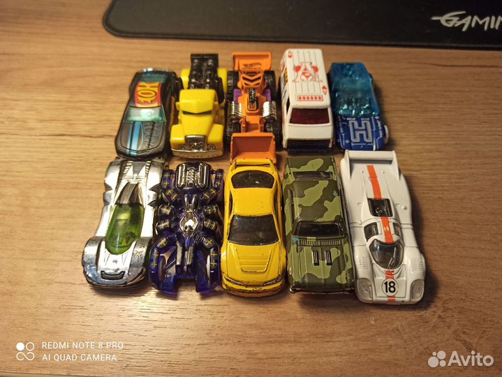 Hot wheels машинки