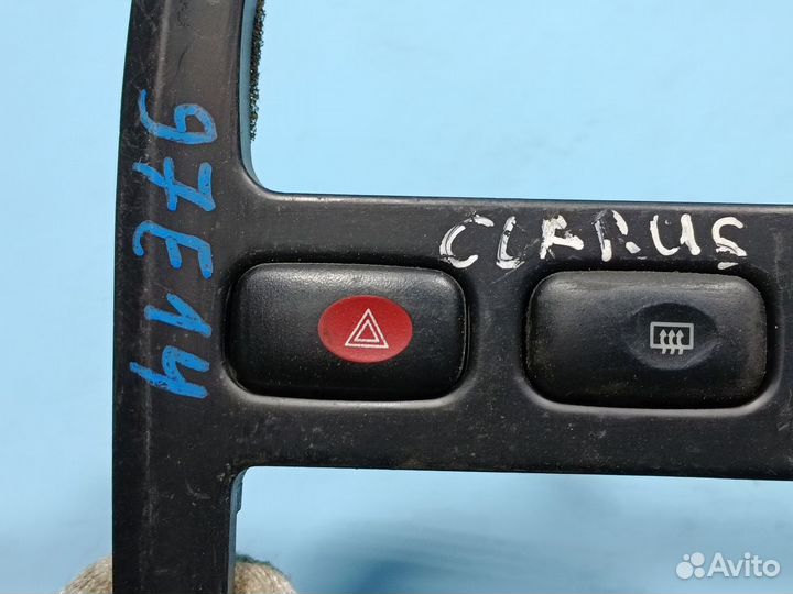 Рамка магнитолы для Kia Clarus