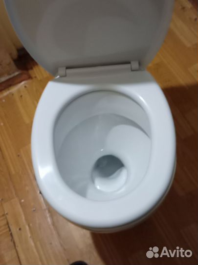 Унитаз от застройщика