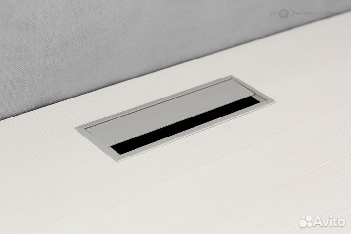 Стол-бенч для крепления к тумбам Gloss сбдт.979