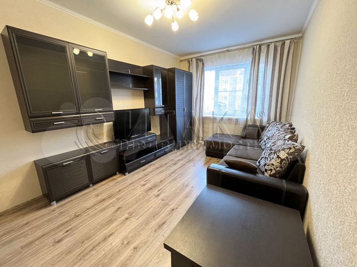 2-к. квартира, 53,2 м², 2/4 эт.
