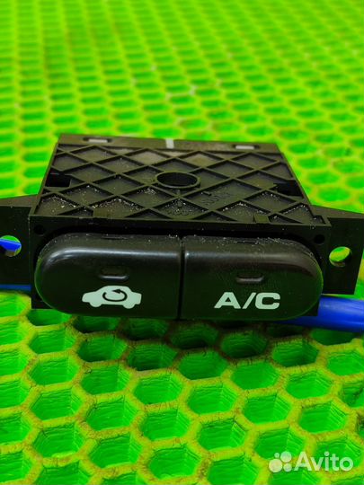 Кнопка кондиционера Honda HR- V GH