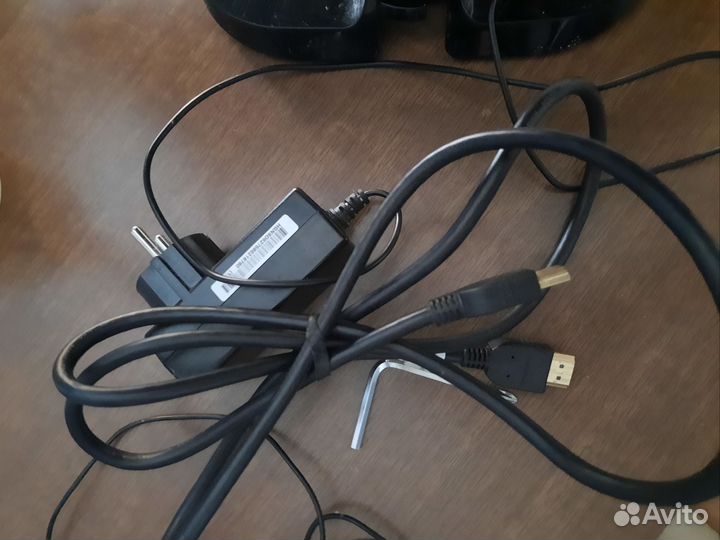 Монитор LG 22mp48HQ