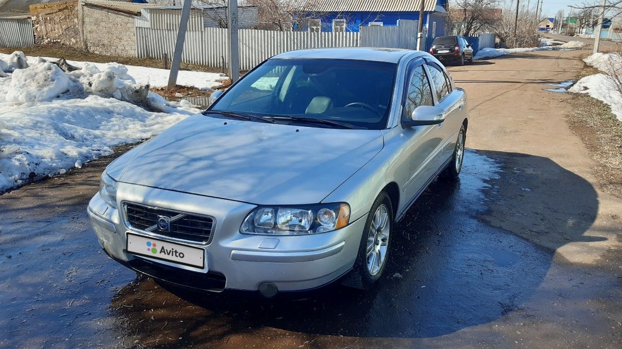 Volvo S60: фото владельца