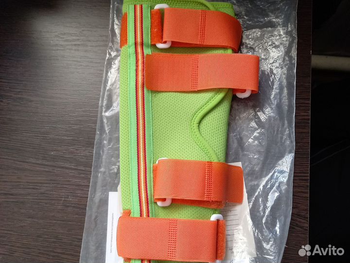 Ортез на коленный сустав