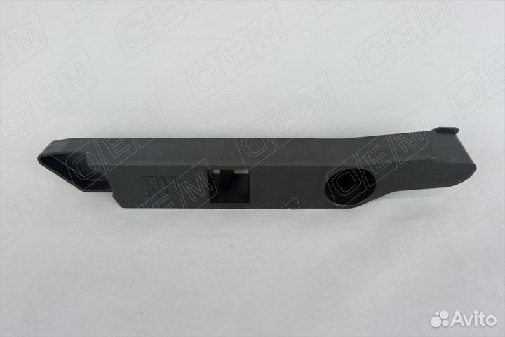 Кронштейн бампeра Ford Focus 2008-2011