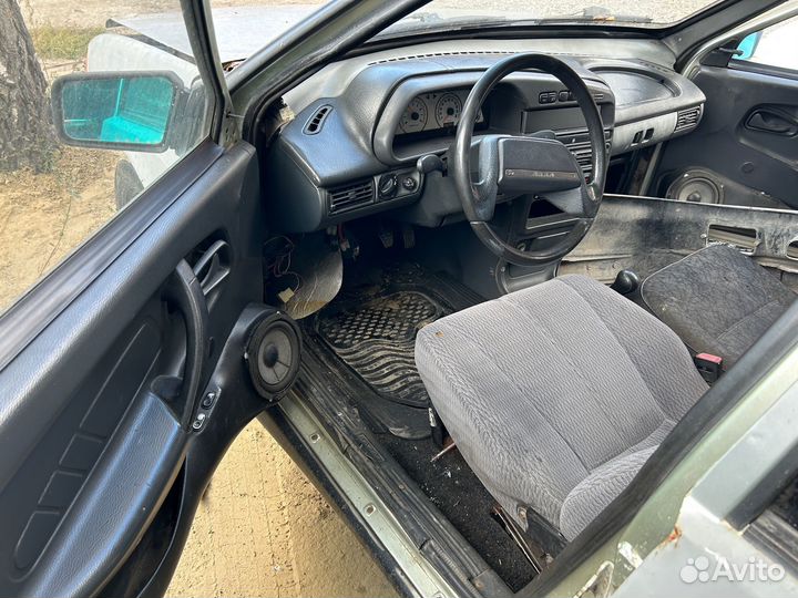 Ваз LADA 2114 на запчасти