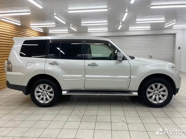 Mitsubishi Pajero 3.2 AT, 2010, 75 000 км