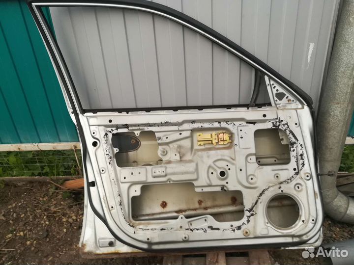 Дверь kia spectra и капот на кия шума 2