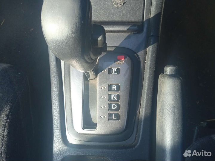 Селектор АКПП Nissan Primera P11