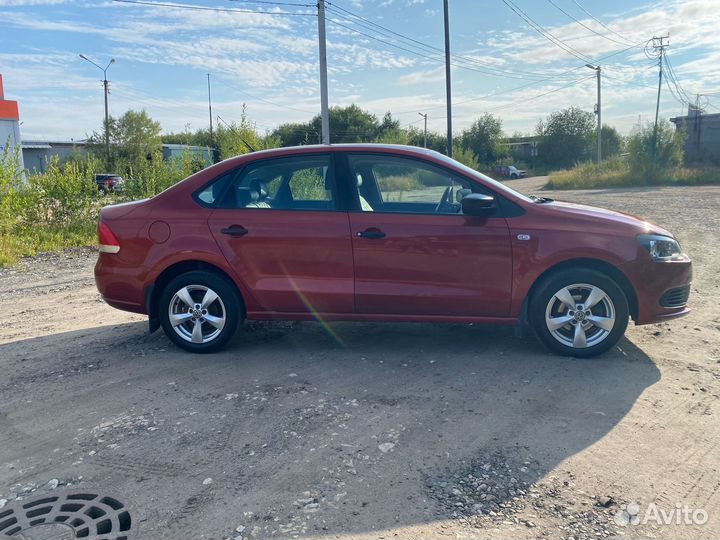 Volkswagen Polo 1.6 МТ, 2011, 174 000 км