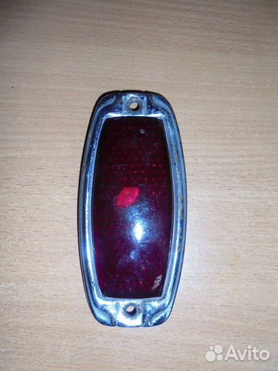 Рамка заднего фонаря со стеклом. газ Победа. СССР