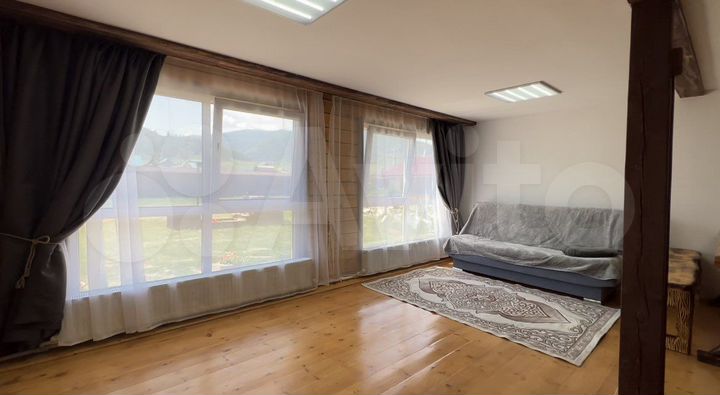 Дом 20 м² на участке 100 сот.