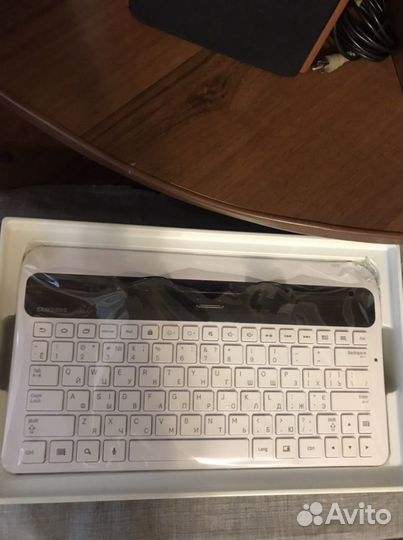 Клавиатура для планшета samsung galaxy tab 7.0 plu