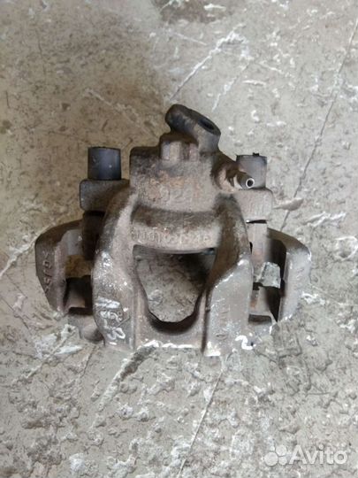 Суппорт передний Рено Логан 2