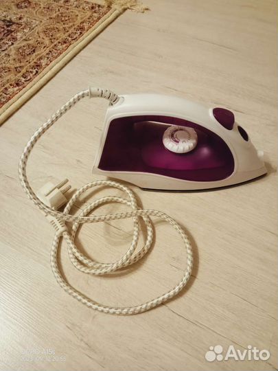 Утюг Home element