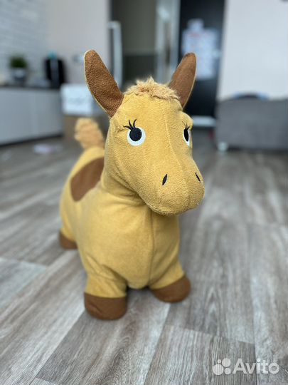 Лошадка попрыгунчик