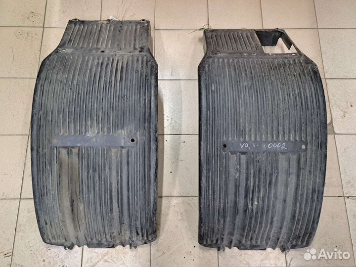 Крыло переднего колеса передняя часть volvo FH 12