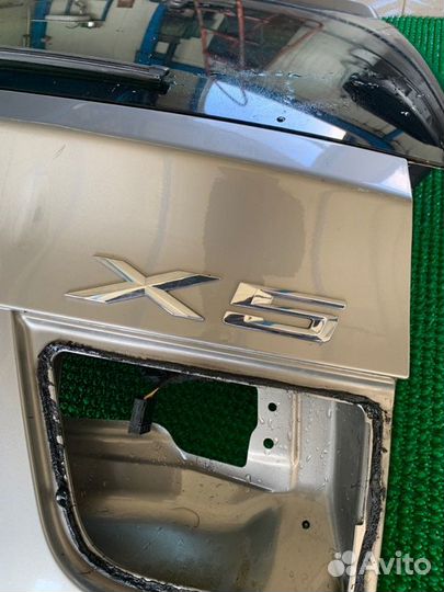 Эмблема багажника Bmw X5 E70 N62B48 2007