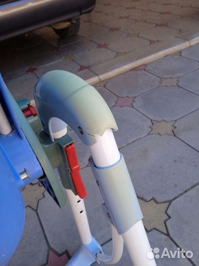 Стульчик для кормления jetem