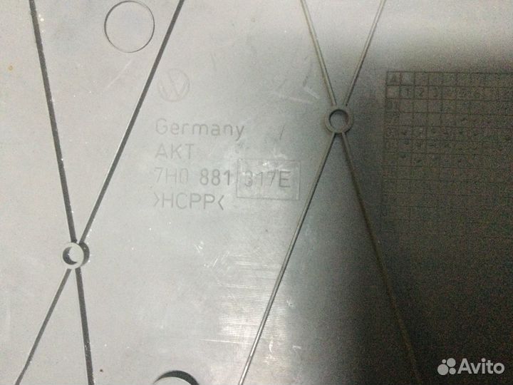 Облицовка обшивка каркаса переднего сиденья VW T5