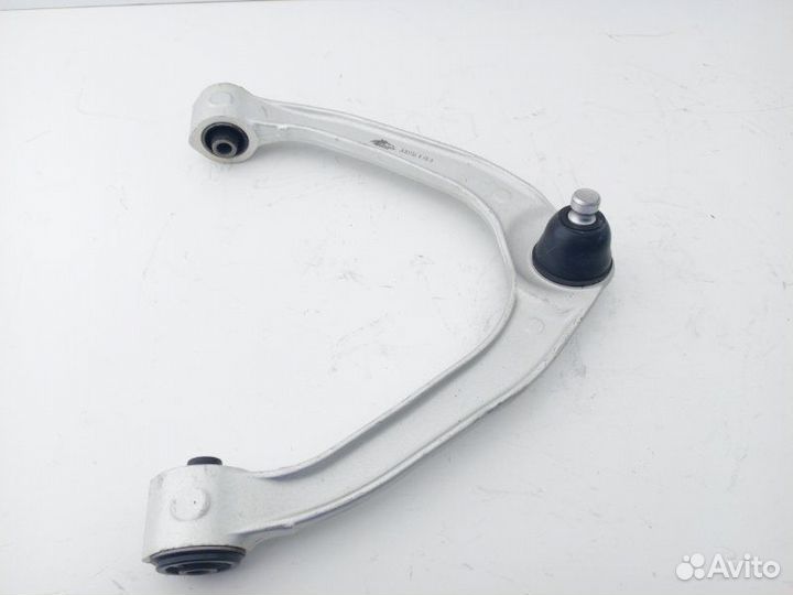 Рычаг подвески верхний передний правый Infiniti