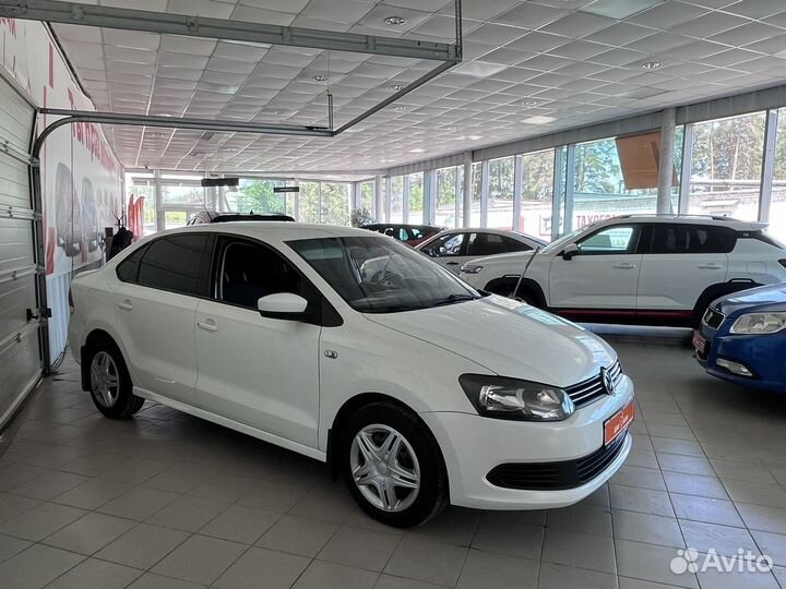 Volkswagen Polo 1.6 AT, 2011, 143 000 км